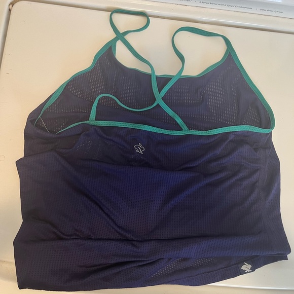 Runin Rabbit Criss Cross Tank- Size Large - Picture 2 of 3